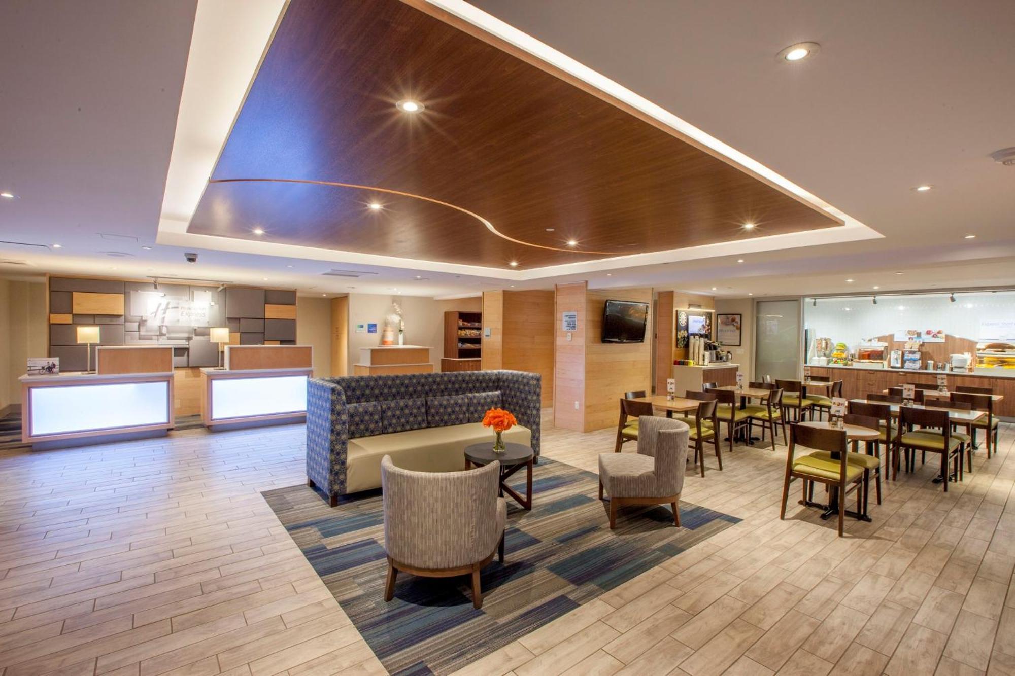 Holiday Inn Express Hotel & Suites Saint John Harbour Side By Ihg Exteriér fotografie