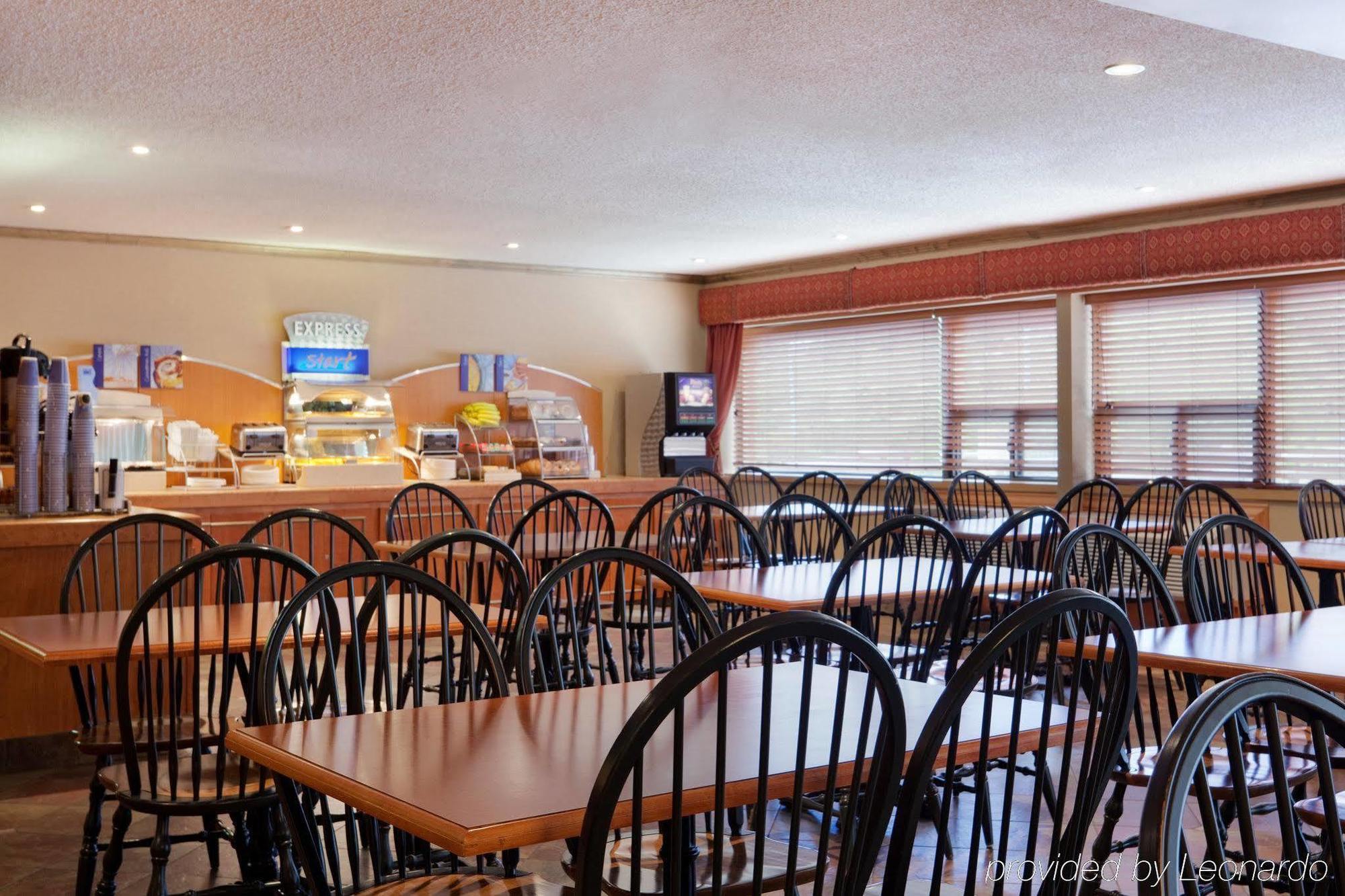 Holiday Inn Express Hotel & Suites Saint John Harbour Side By Ihg Exteriér fotografie